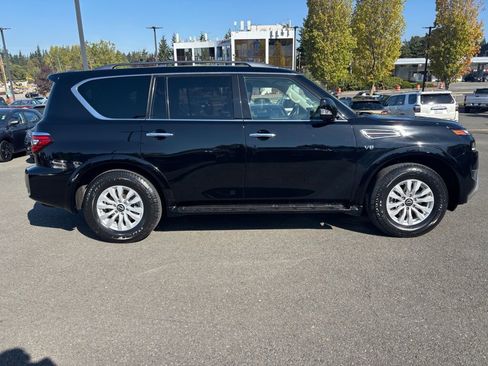 Used 2021 Nissan Armada SV image 4
