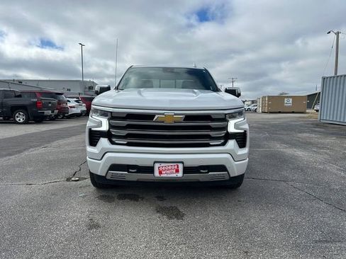 Used 2023 Chevrolet Silverado 1500 High Country w/ High Country Premium Package image 9