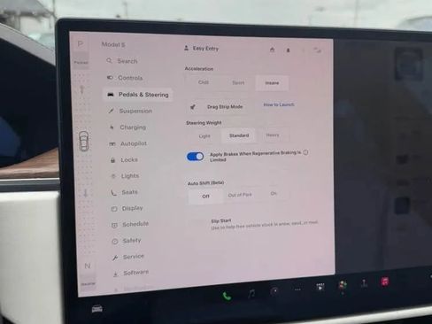 Used 2022 Tesla Model S Standard Range image 9