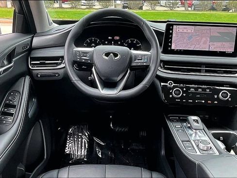 Certified 2026 INFINITI QX60 Luxe w/ Cargo Package AWD/4WD image 17