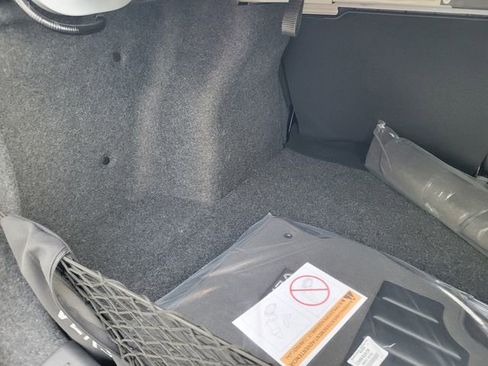 New 2025 Nissan Versa SV w/ Trunk Package image 28