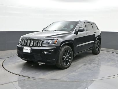 Used 2019 Jeep Grand Cherokee Altitude