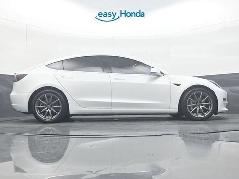 Used 2018 Tesla Model 3 Mid Range RWD image 32