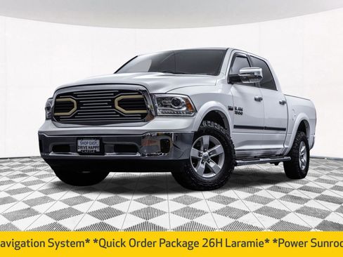 Used 2017 RAM 1500 Laramie w/ Convenience Group AWD/4WD image 2