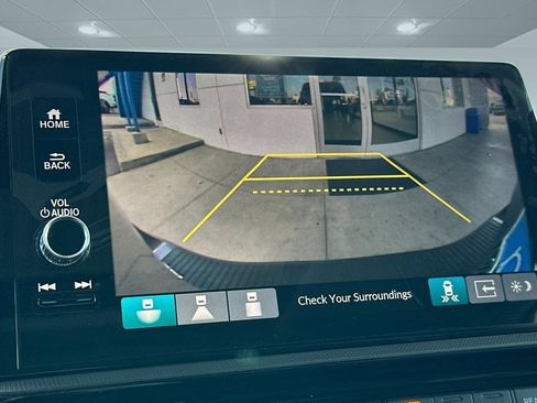 New 2026 Honda Odyssey Touring image 23