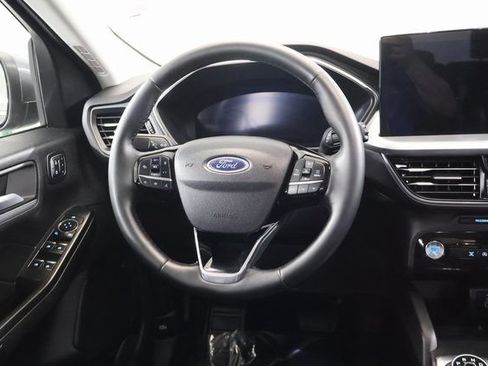 Used 2025 Ford Escape Platinum AWD/4WD image 16
