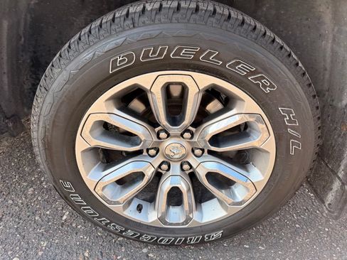 Used 2019 RAM 1500 Laramie AWD/4WD image 20