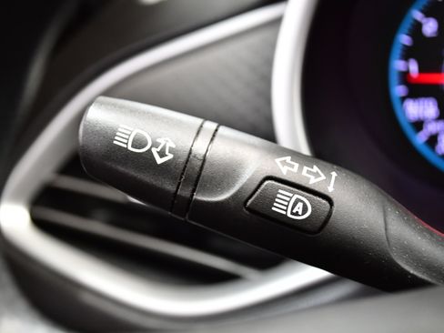 Used 2024 Chevrolet Malibu LT image 17