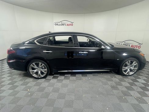 Used 2017 INFINITI Q70 L 3.7 image 9