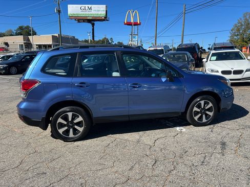 Used 2017 Subaru Forester 2.5i w/ Alloy Wheel Package image 14