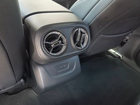 Used 2024 Chevrolet Blazer EV LT AWD/4WD image 6