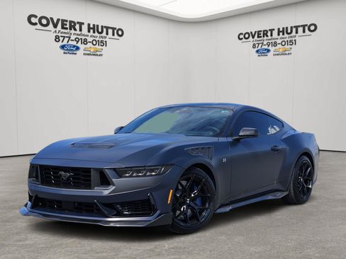 Used 2025 Ford Mustang Dark Horse RWD image 1