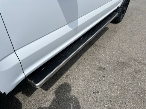 Used 2017 Ford F150 XLT AWD/4WD image 7