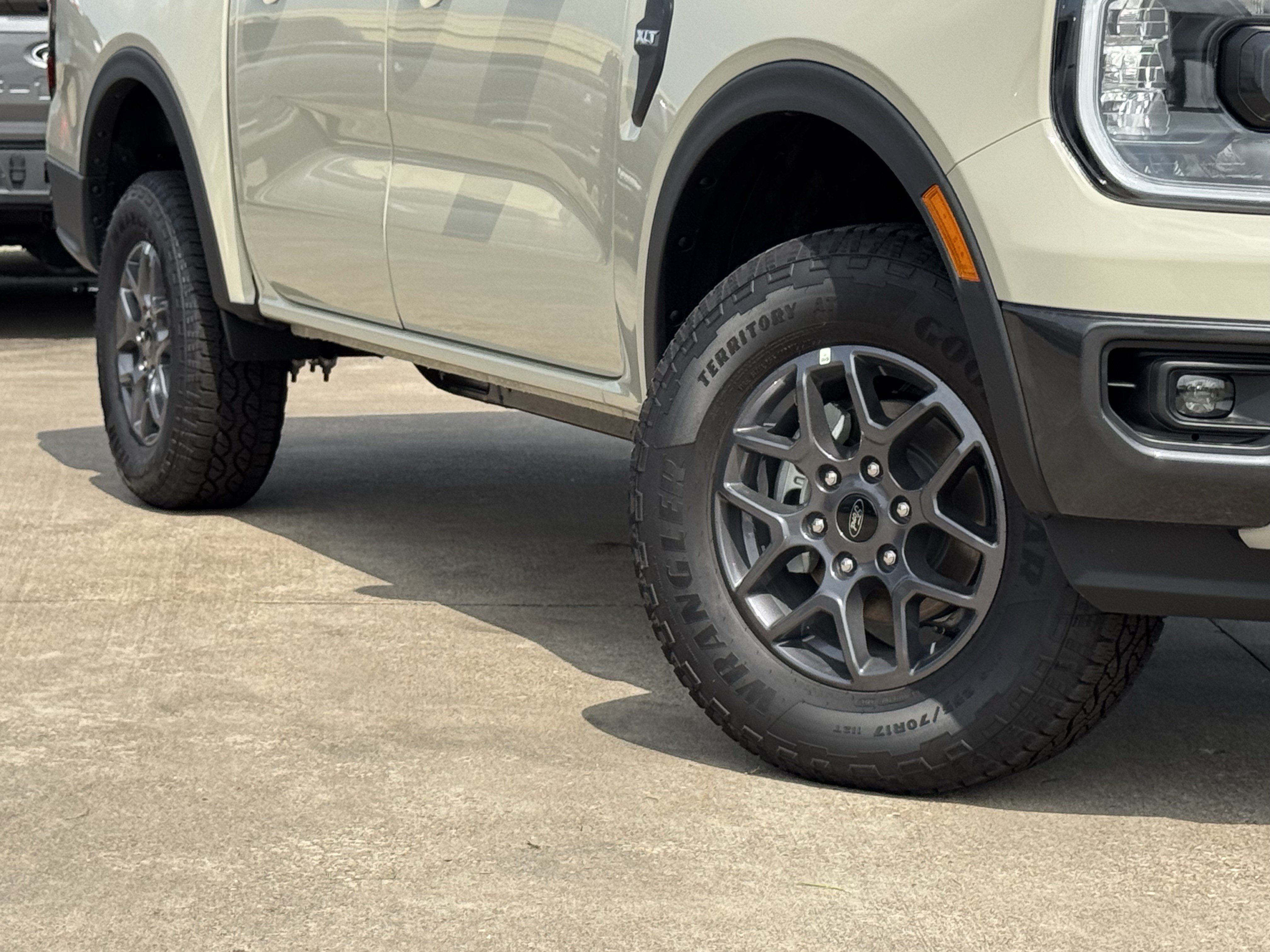 New 2026 Ford Ranger XLT w/ Convenience Package RWD image 3