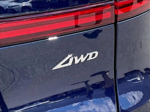 Used 2026 Genesis GV70 2.5T Select AWD/4WD image 28