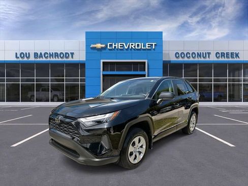 Used 2024 Toyota RAV4 LE FWD image 4