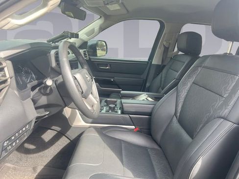 Used 2023 Toyota Tundra Limited image 10