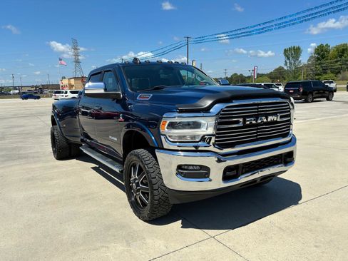Used 2020 RAM 3500 Laramie AWD/4WD image 4