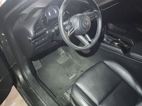 Used 2022 MAZDA MAZDA3 s FWD image 8