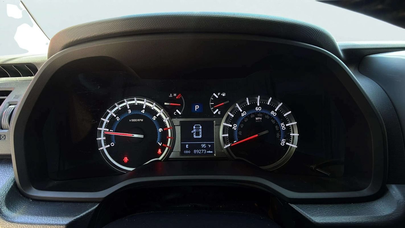 Used 2018 Toyota 4Runner SR5 Premium AWD/4WD image 13