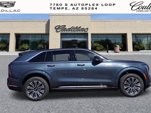 New 2026 Cadillac Escalade IQ Luxury 1 image 2