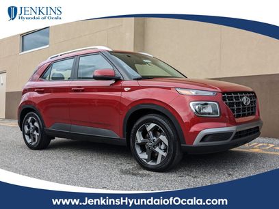 New 2025 Hyundai Venue SEL