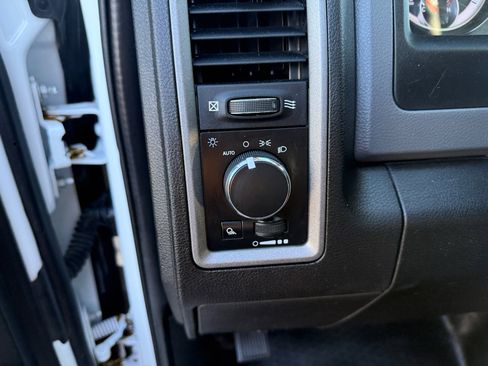 Used 2019 RAM 1500 Tradesman image 12