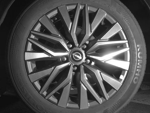 Used 2025 Nissan Altima 2.5 SV image 14