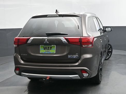 Used 2018 Mitsubishi Outlander GT AWD/4WD image 5
