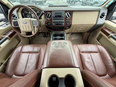 Used 2012 Ford F250 King Ranch w/ King Ranch w/Chrome Pkg image 19