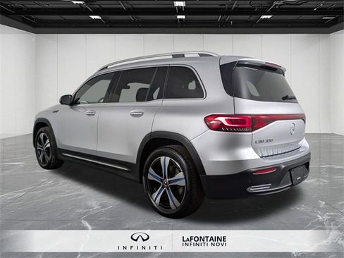 Used 2023 Mercedes-Benz EQB 300 4MATIC image 3