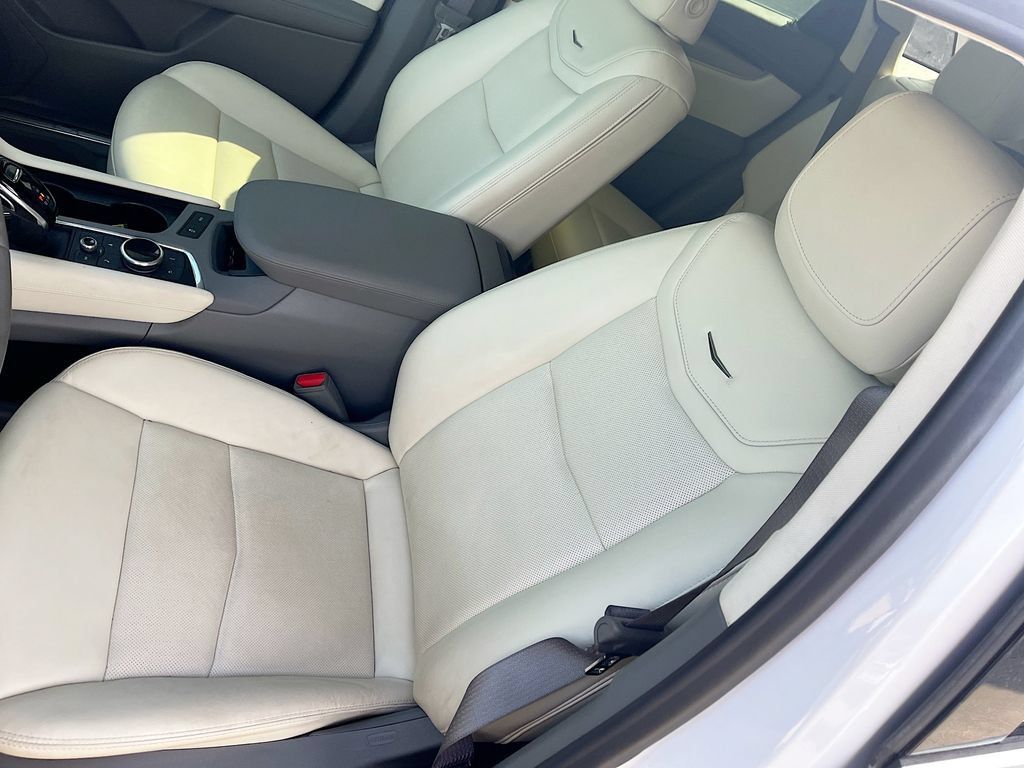 Used 2024 Cadillac XT5 Premium Luxury FWD image 20