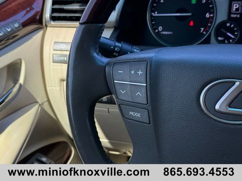 Used 2014 Lexus LX 570 4WD image 23