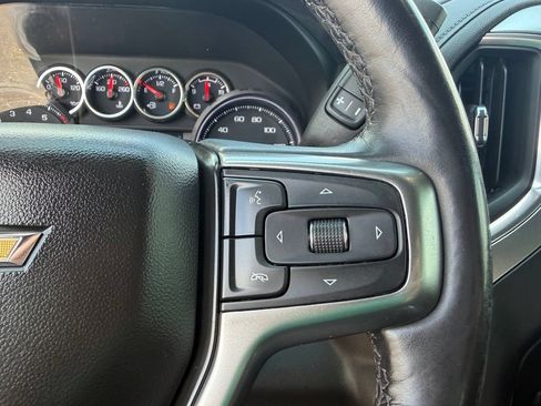 Used 2021 Chevrolet Silverado 1500 LT AWD/4WD image 30