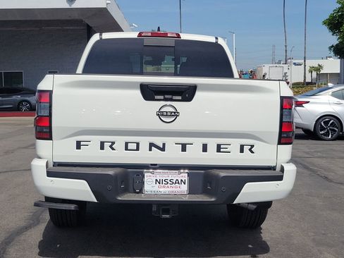New 2026 Nissan Frontier SV RWD image 10