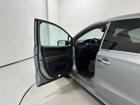 Used 2019 Honda Odyssey Elite image 24