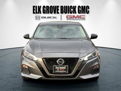 Used 2022 Nissan Altima 2.5 SR image 9