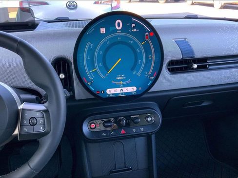 Certified 2025 MINI Cooper S image 7