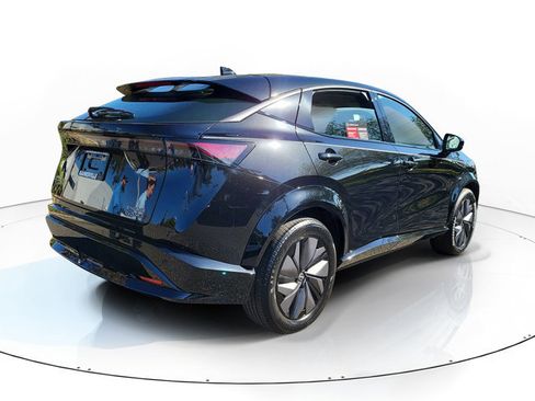 Used 2023 Nissan Ariya AWD image 4