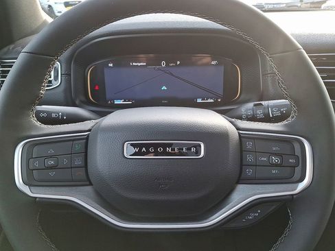 New 2025 Jeep Wagoneer Series II w/ Premium Group I AWD/4WD image 13
