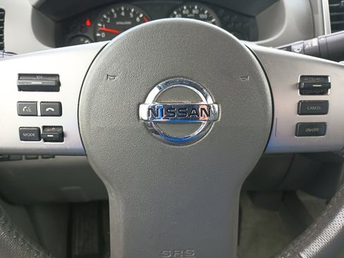 Used 2017 Nissan Frontier SV w/ SV Value Truck Package AWD/4WD image 22