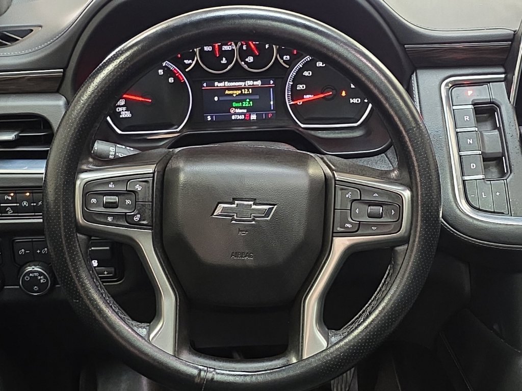 Used 2021 Chevrolet Tahoe Z71 w/ Luxury Package AWD/4WD image 19