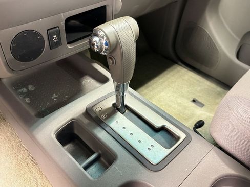 Used 2014 Nissan Frontier S image 17