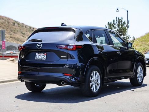 Used 2024 MAZDA CX-5 AWD 2.5 S w/ Preferred Package image 4