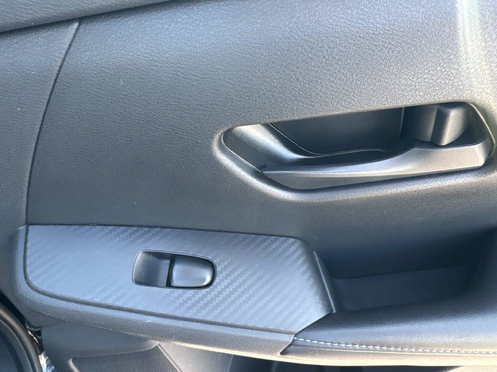 Used 2024 Nissan Sentra SV FWD image 18