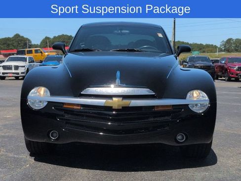 Used 2003 Chevrolet SSR RWD image 8