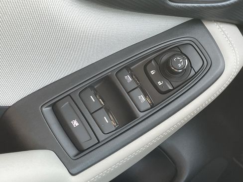 Certified 2024 Subaru Forester Premium AWD/4WD image 16
