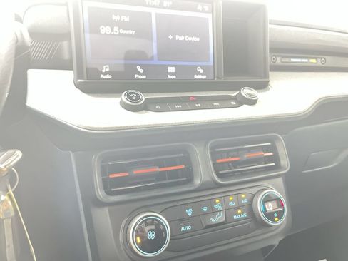 Used 2022 Ford Maverick XLT FWD image 10