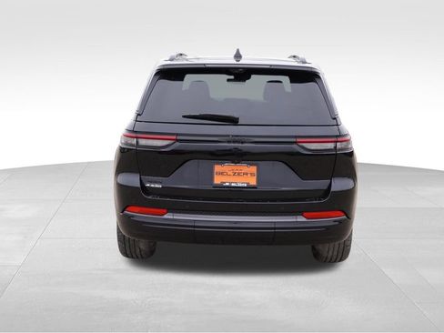 Certified 2026 Jeep Grand Cherokee Limited AWD/4WD image 6