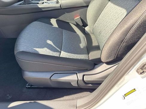 New 2026 Nissan Sentra SV w/ SV Convenience Package FWD image 21
